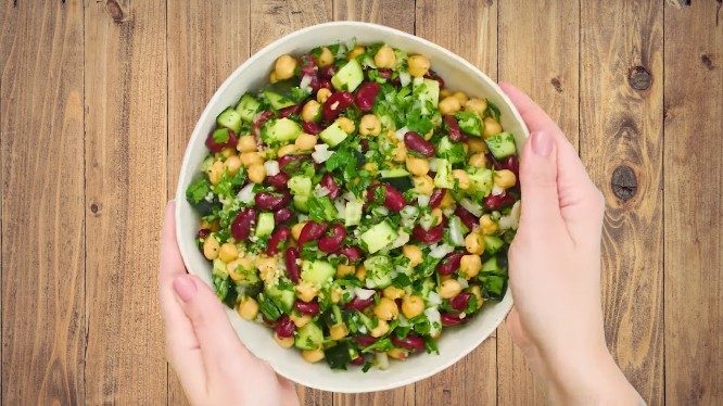 Kidney Bean and Chickpeas Salad Recipe Step-by-Step